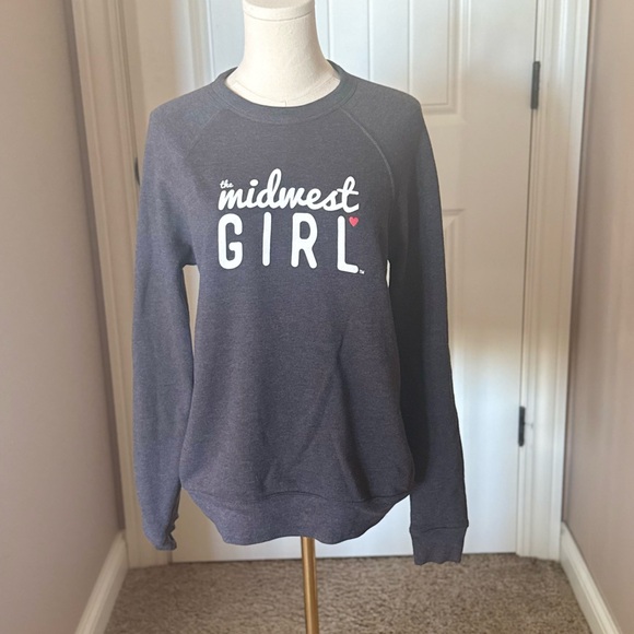 midwest girl Tops - Gray Midwest Girl Sweatshirt